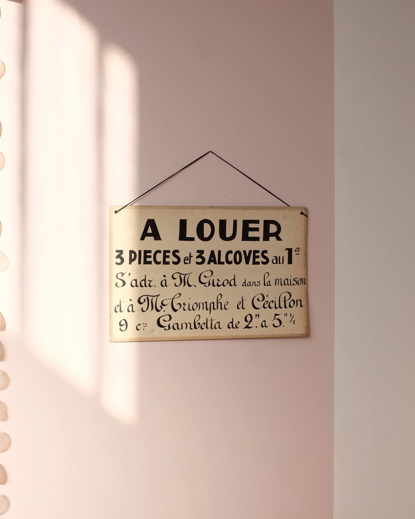 Ancienne pancarte "Appartement à louer"