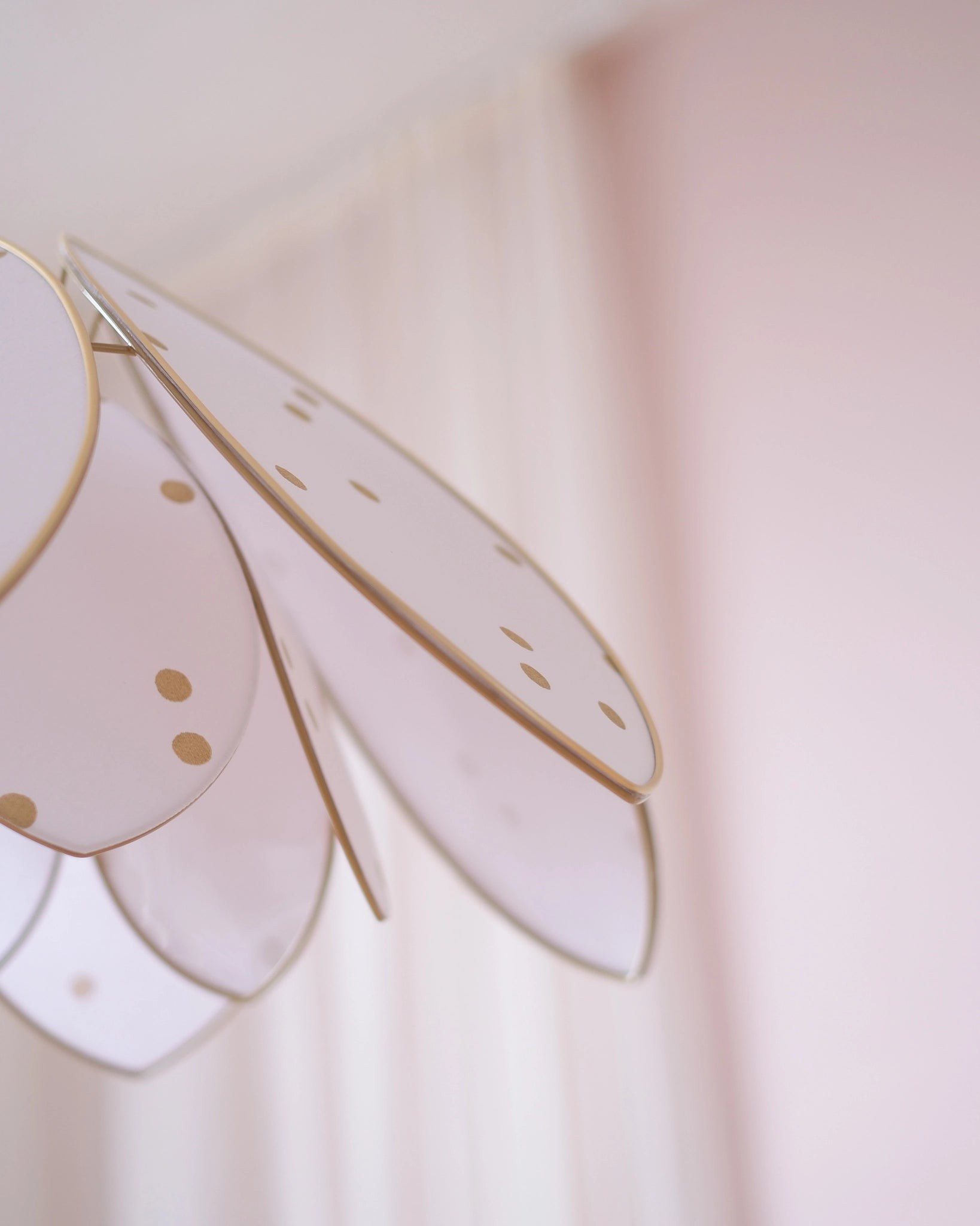 Suspension Fleur double - Pois dorés