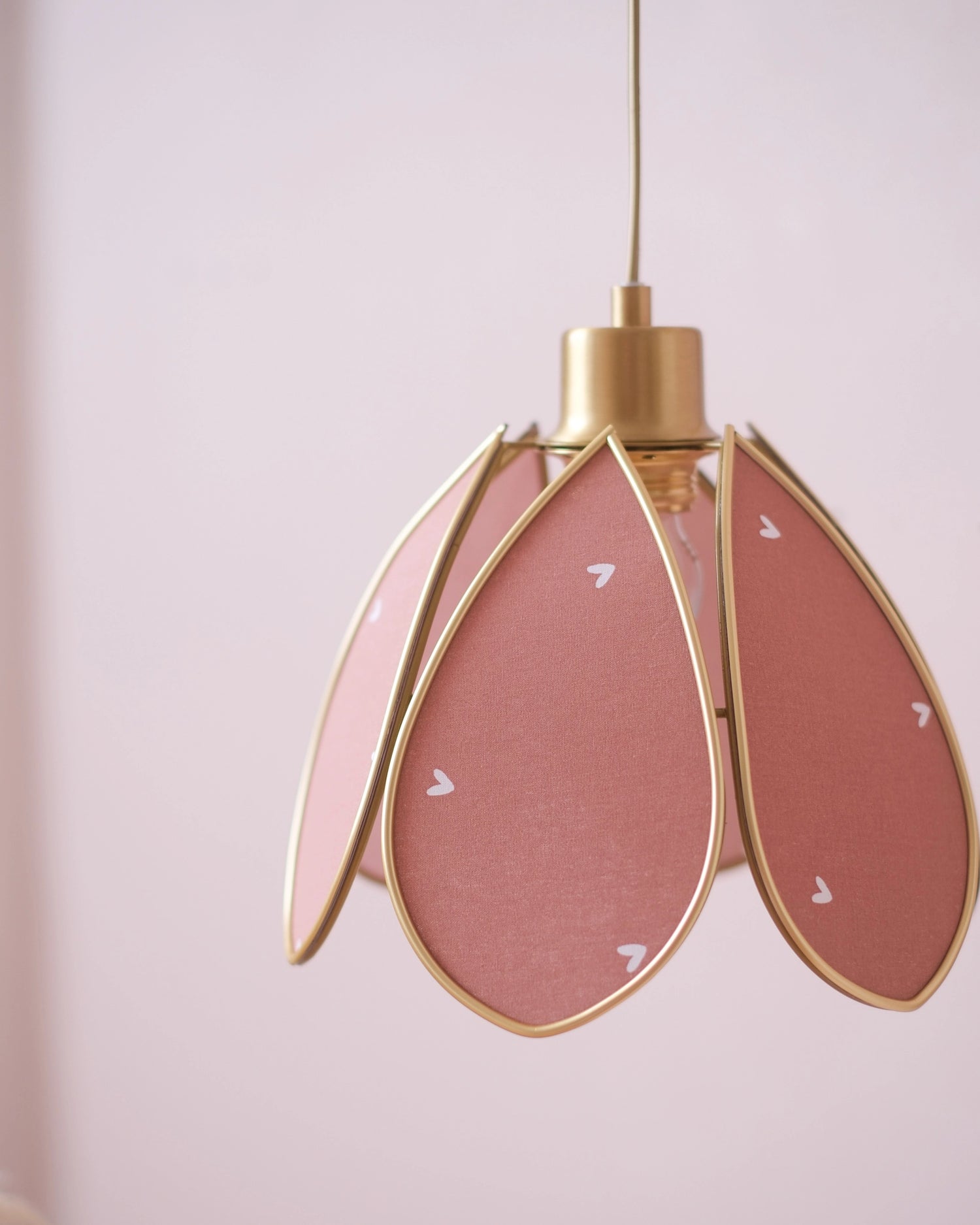 Support mural et baladeuse Fleur - Petits coeurs