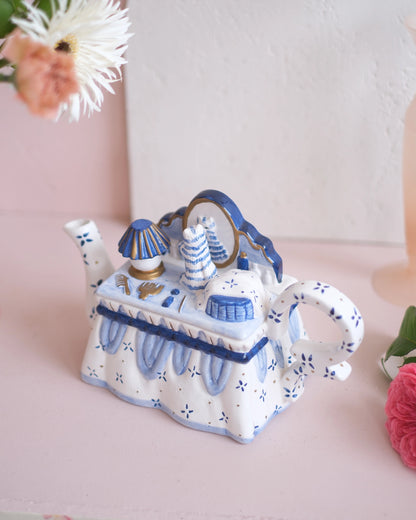 Ancienne théière en porcelaine anglaise - Coiffeuse