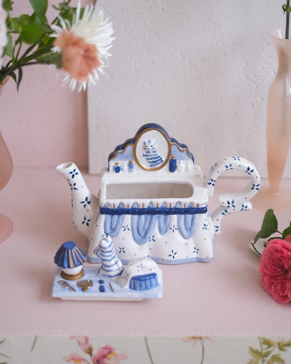 Ancienne théière en porcelaine anglaise - Coiffeuse