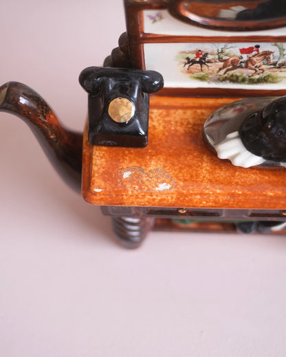 Ancienne théière en porcelaine anglaise - Buffet