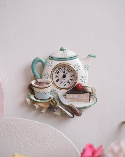 Ancienne horloge Tea Time