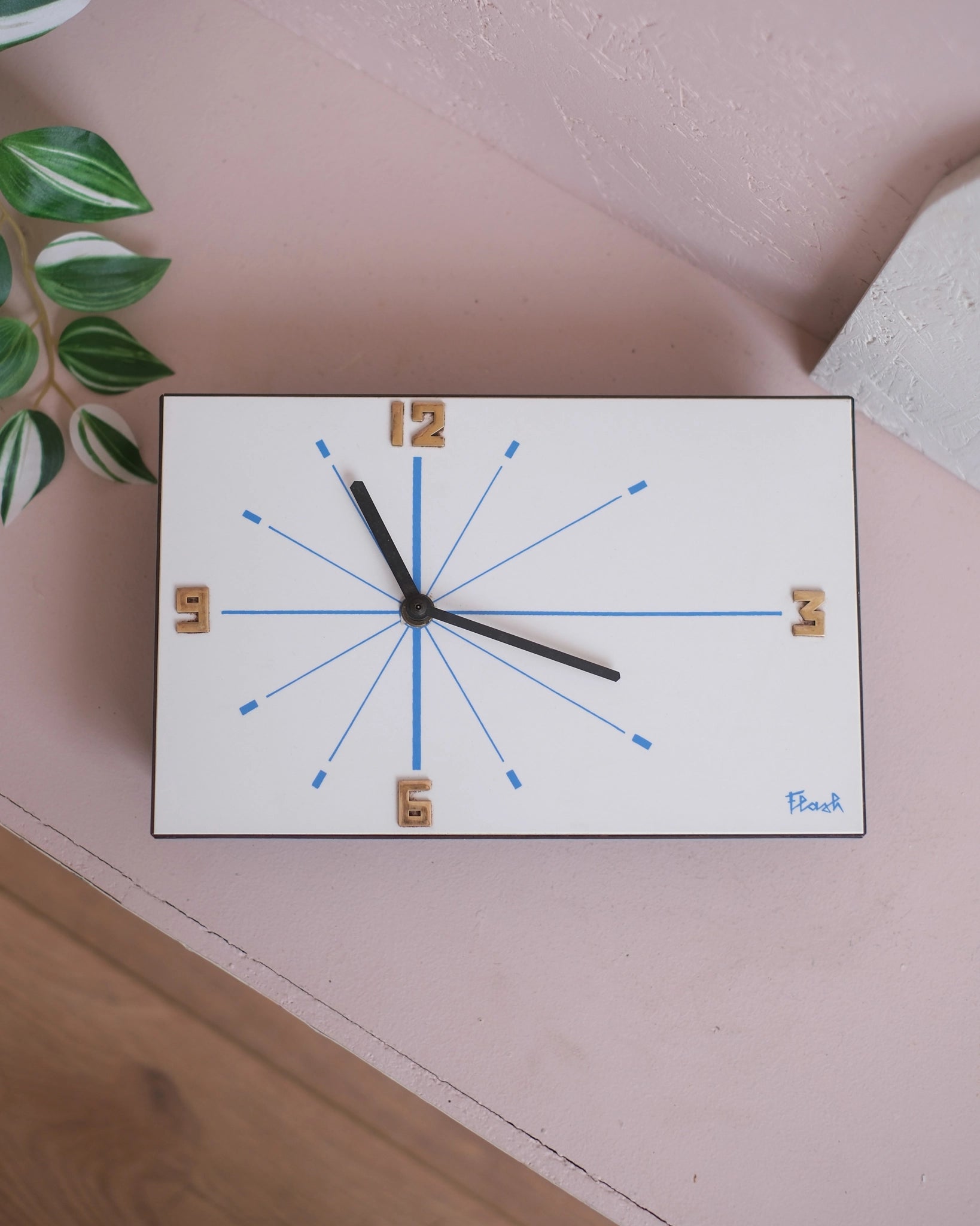 Ancienne horloge Flash
