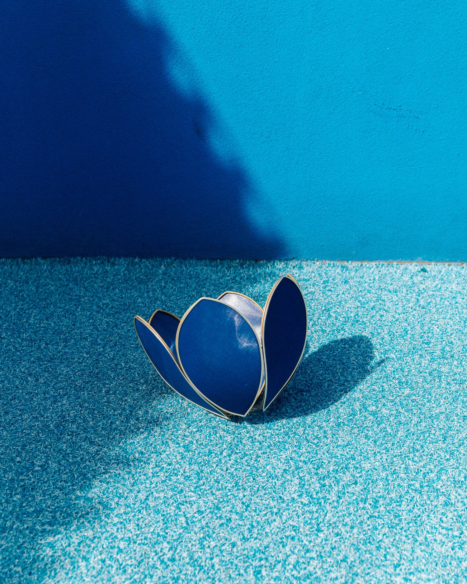 Suspension Fleur simple - Bleu marine et doré