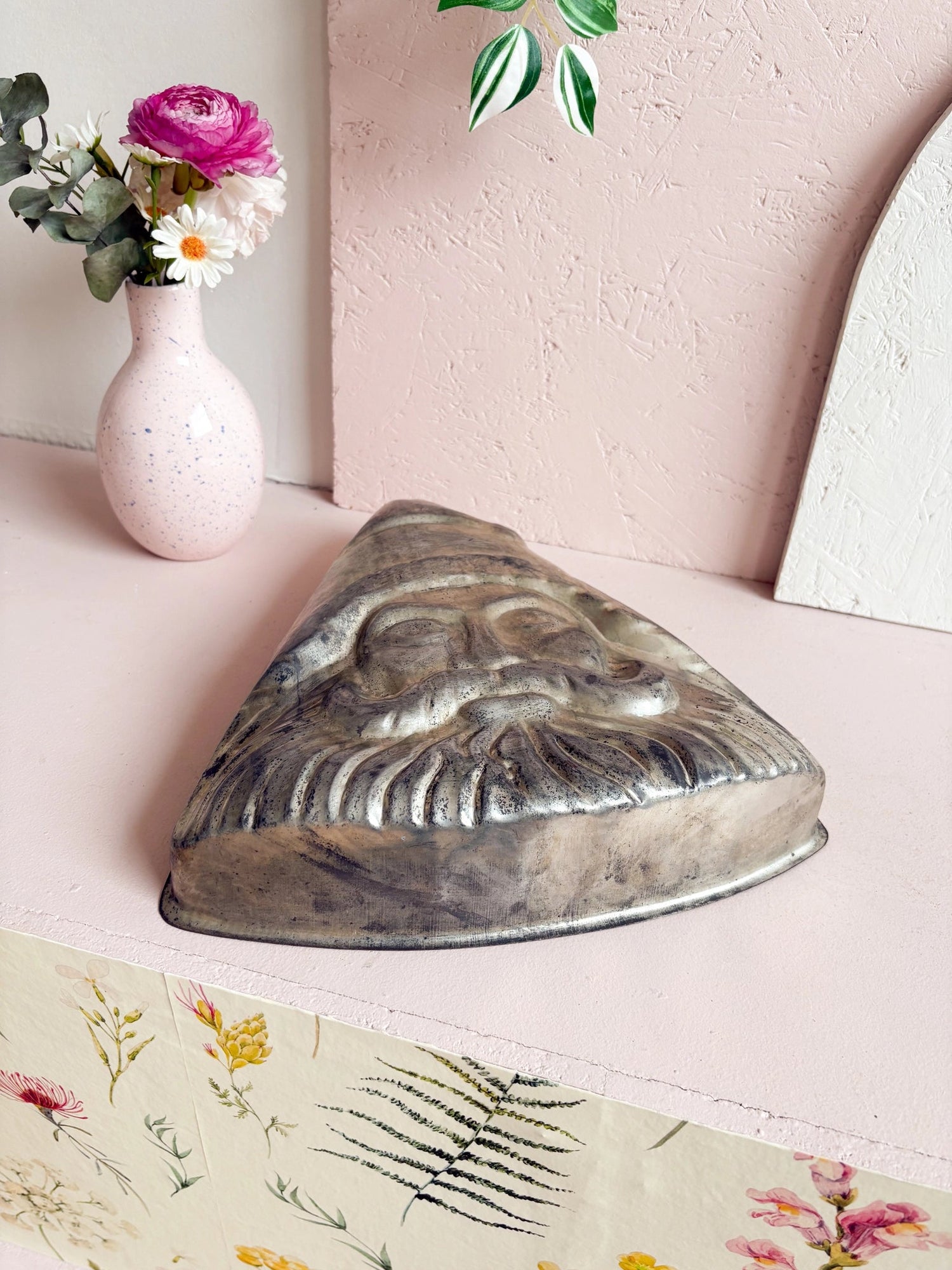 Ancien moule en fer blanc Père Noël - Silly &amp; Billy