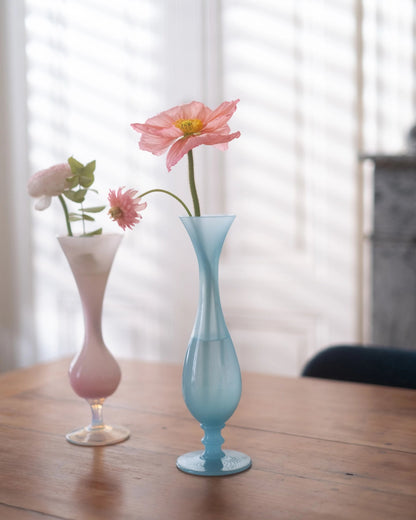 Ancien soliflore en opaline bleue - Silly &amp; Billy