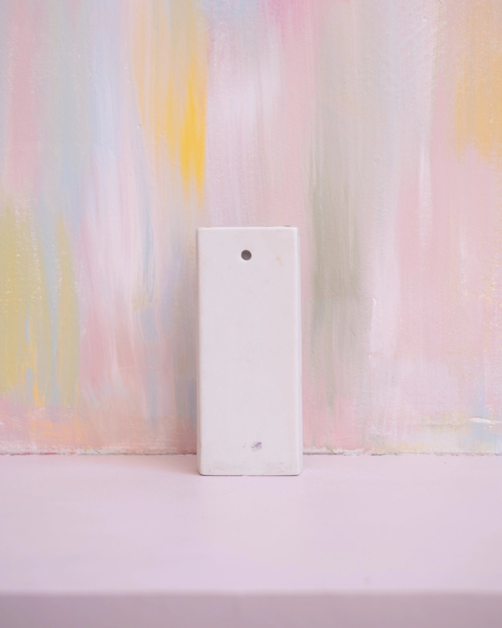 Ancien vase mural en barbotine - Candy shop - Silly &amp; Billy