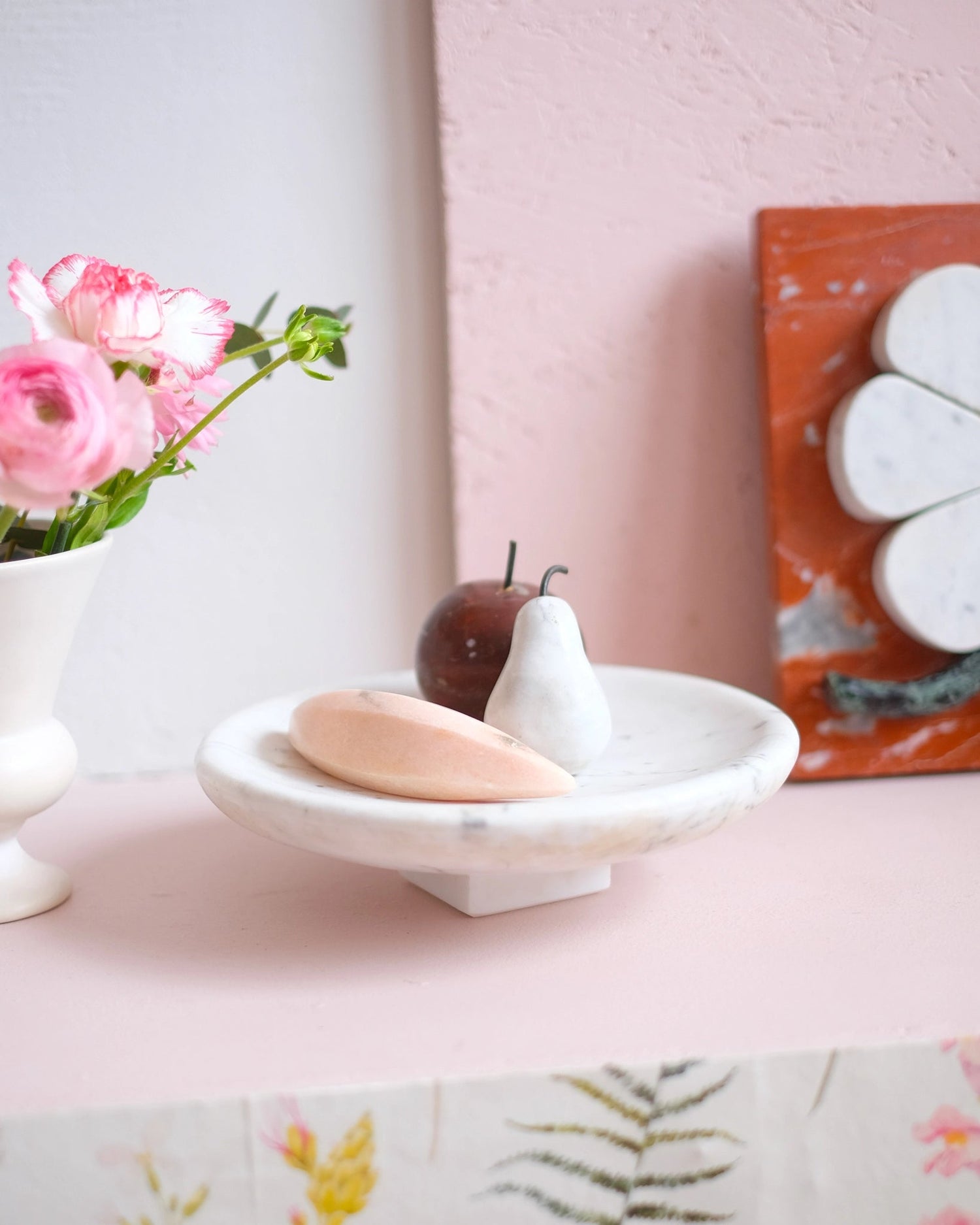 Ancienne coupe et ses fruits en marbre - Silly &amp; Billy