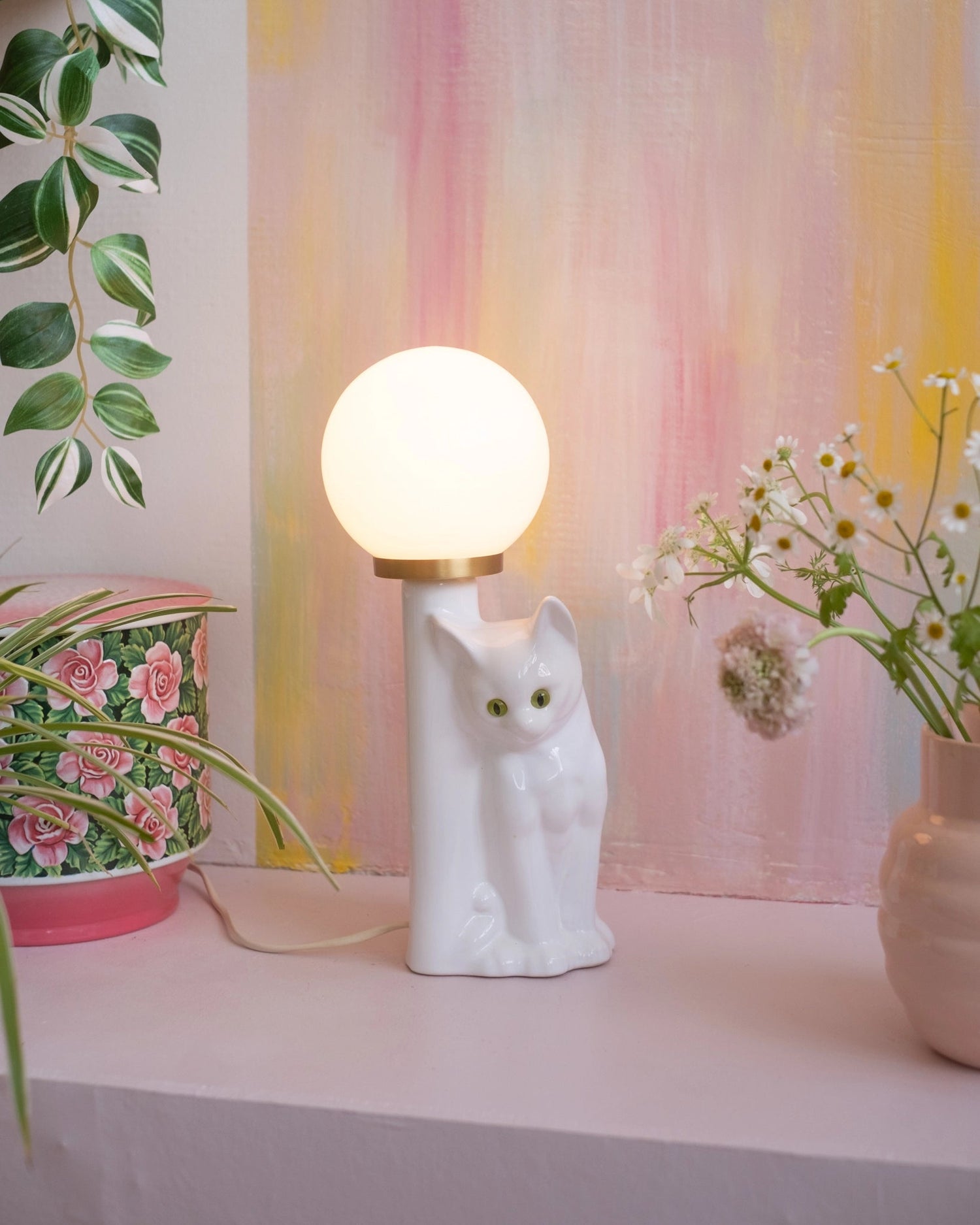 Ancienne lampe Chaton en céramique et opaline - Silly &amp; Billy