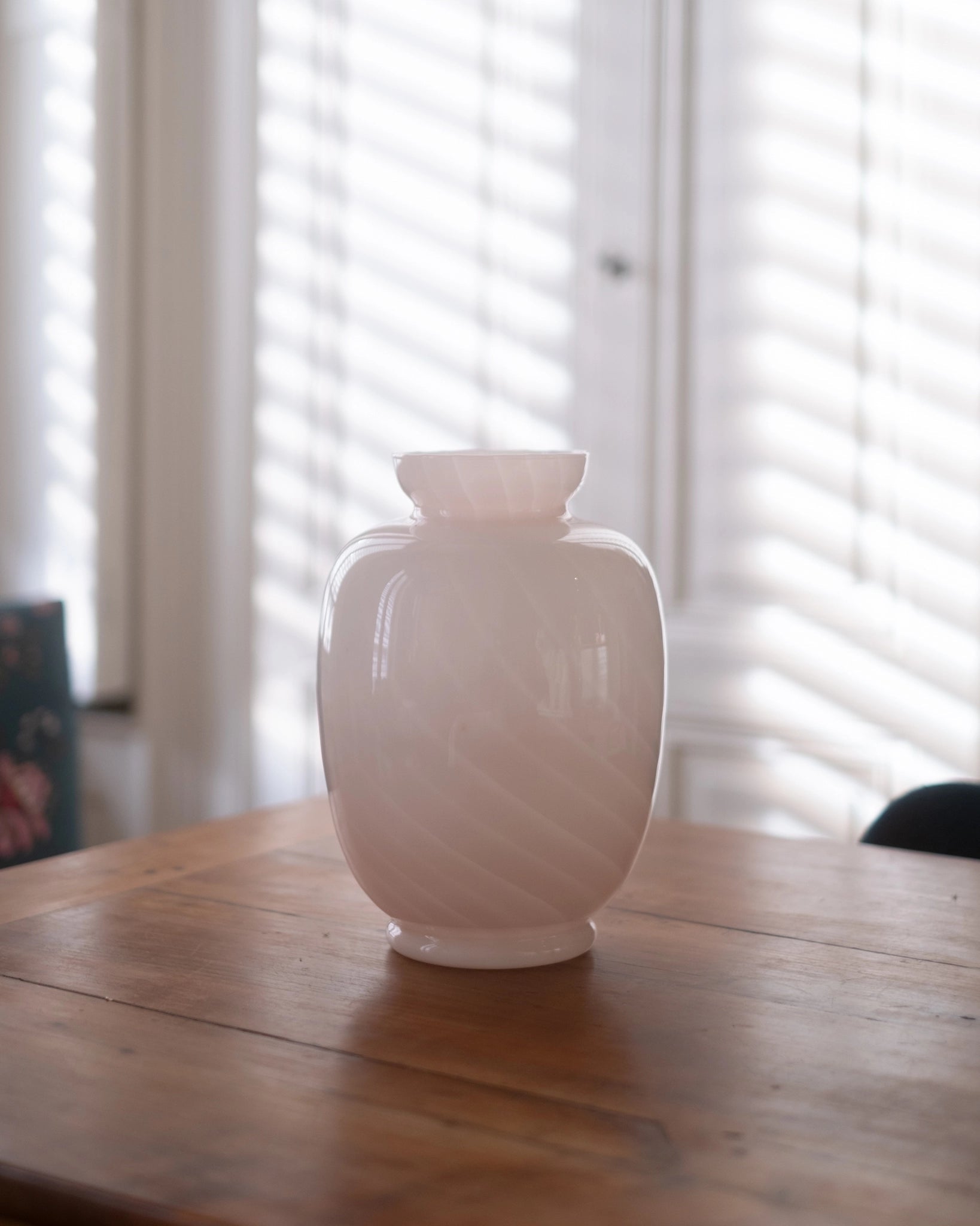 Grand vase en verre rose et blanc - Silly &amp; Billy