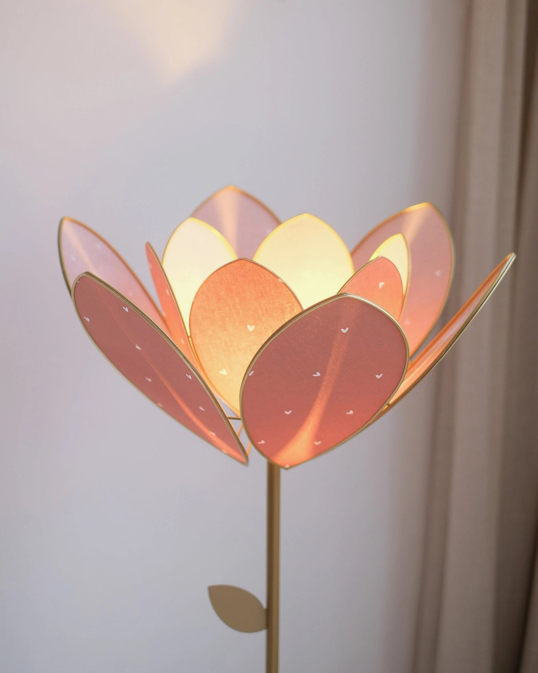 Pied de lampadaire et abat - jour fleur double - Petits coeurs - Silly &amp; Billy
