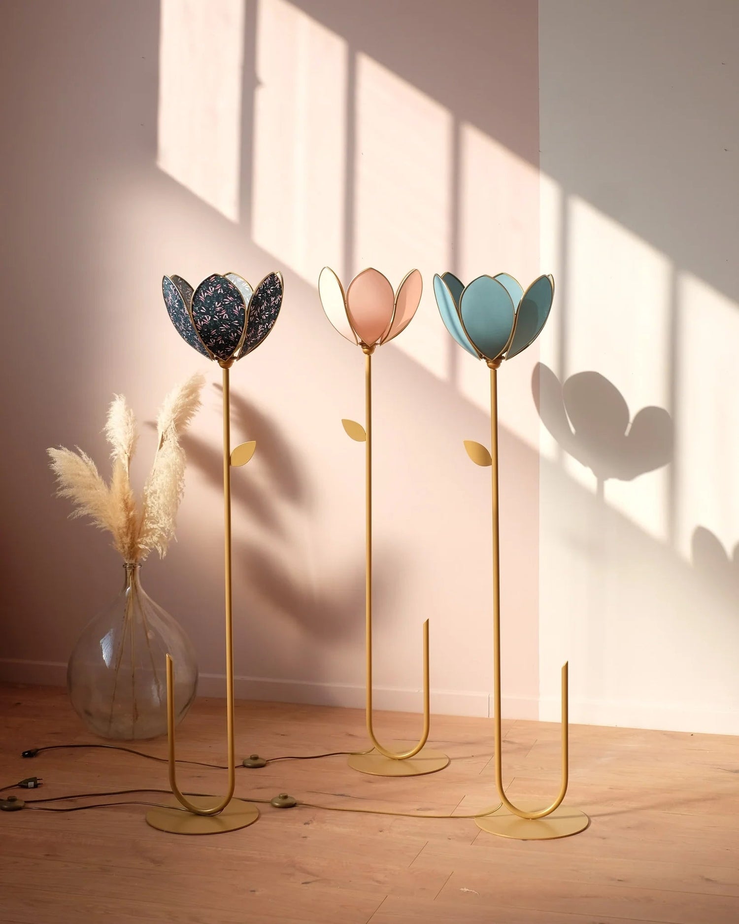 Pied de lampadaire et abat - jour fleur simple - Tempête - Silly &amp; Billy