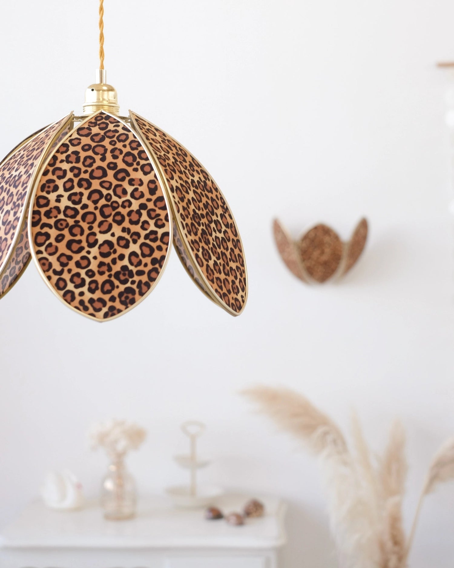Suspension Fleur simple - Léopard et doré - Silly &amp; Billy