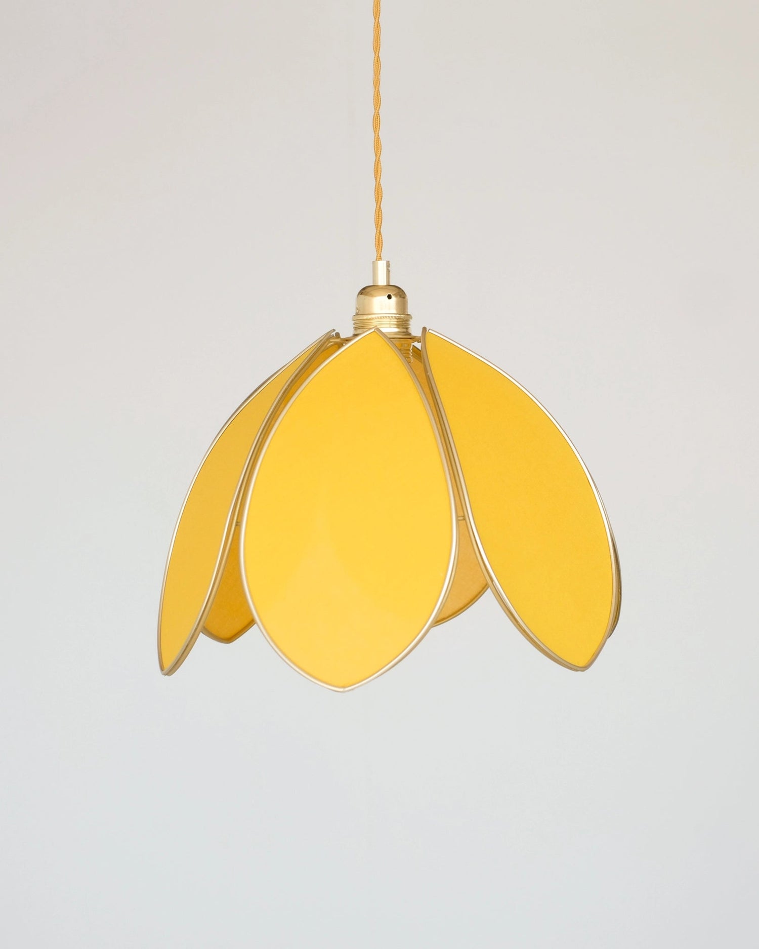 Suspension Fleur simple - Mimosa et doré - Silly &amp; Billy