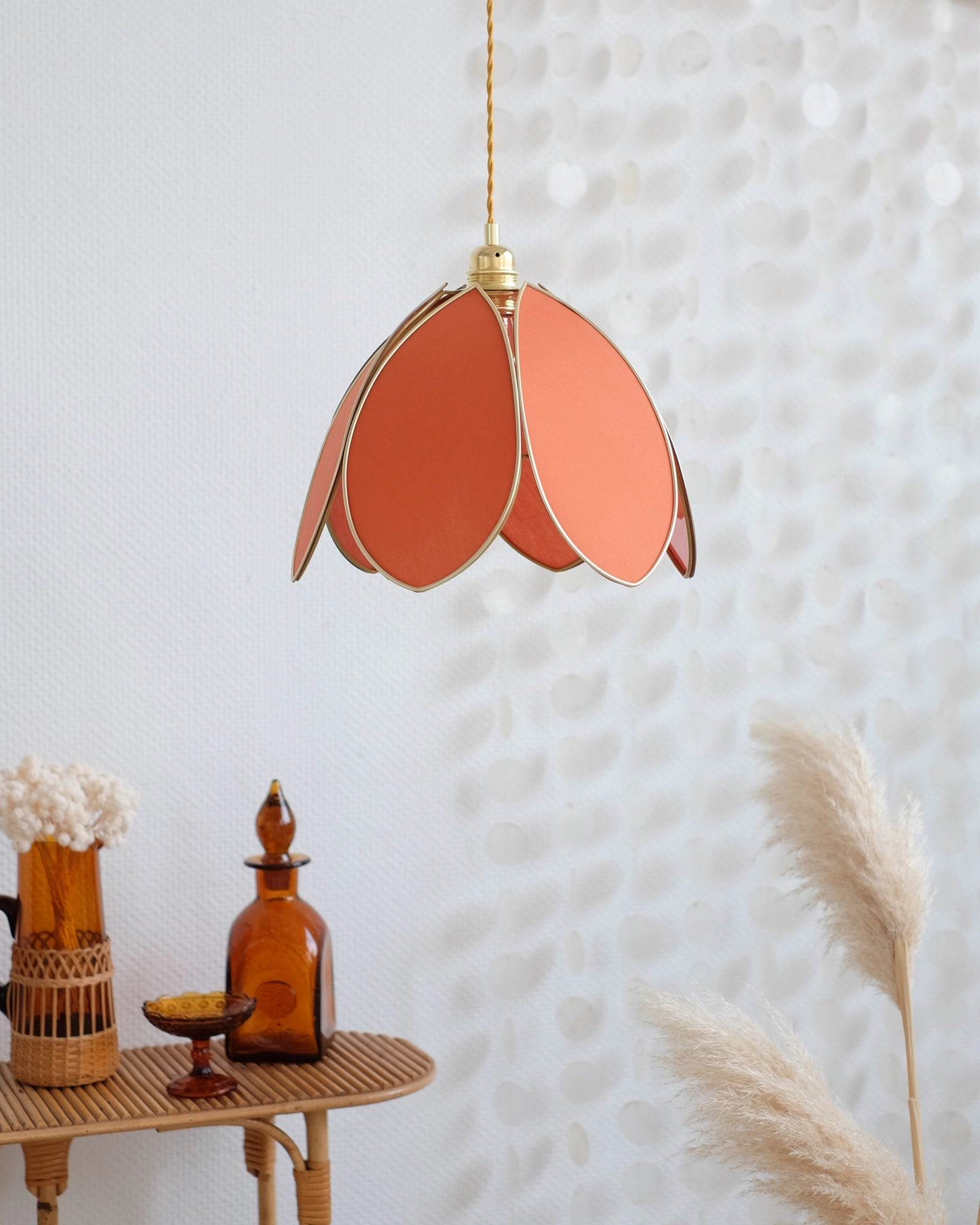 Suspension Fleur simple - Ocre et doré - Silly &amp; Billy
