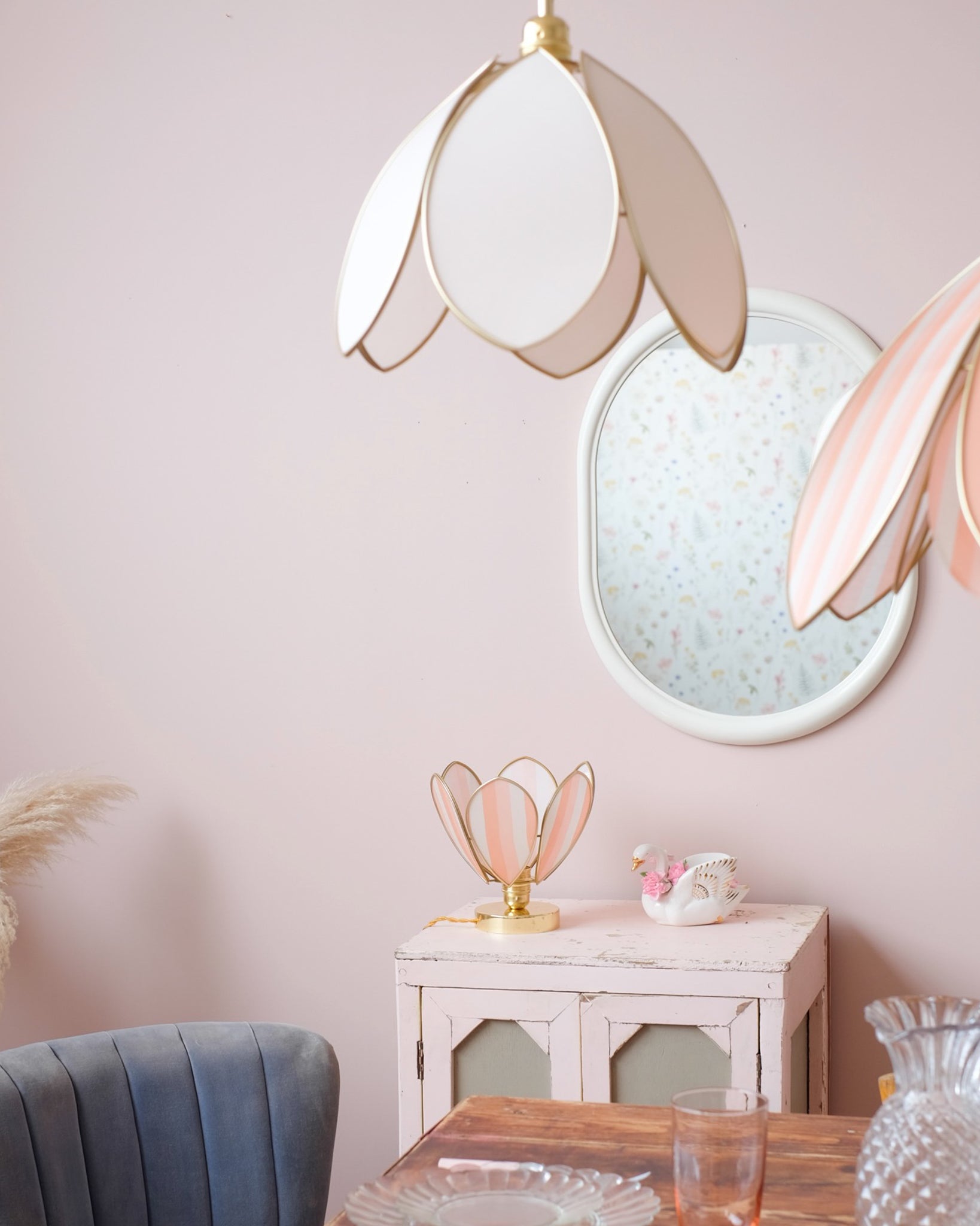 Suspension Fleur simple - Rose nude et doré - Silly &amp; Billy