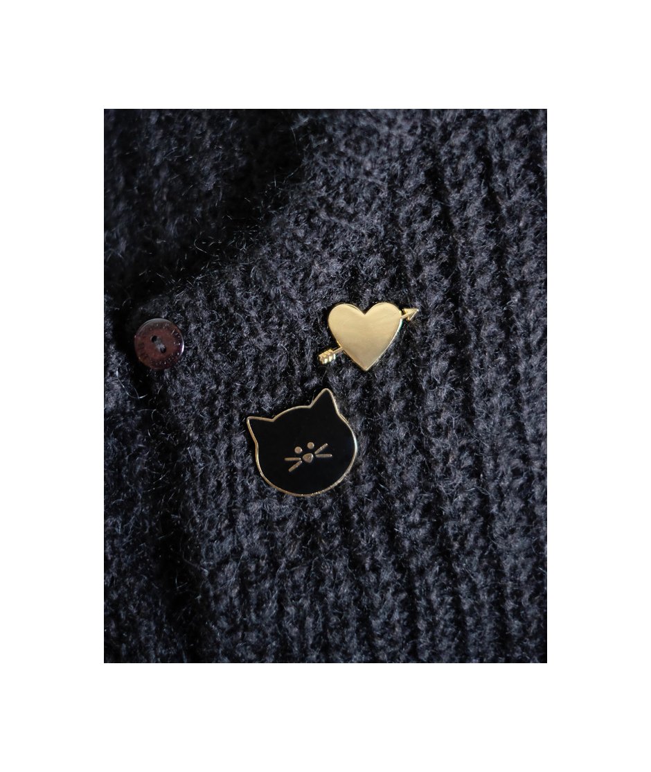 Pins Coeur flêché Métal doré