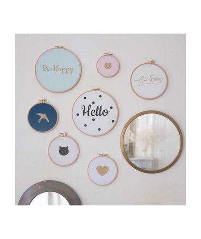Grand cadre Hello à pois - Silly &amp; Billy